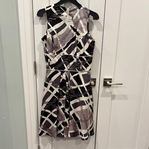 Badgley Mischka Silk Black, Gray and White Patterned Dress (Size 8)